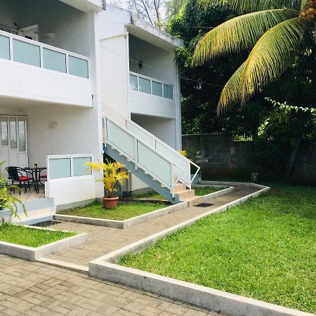 Les Gentilhommieres Guest House Trou aux Biches Exterior foto