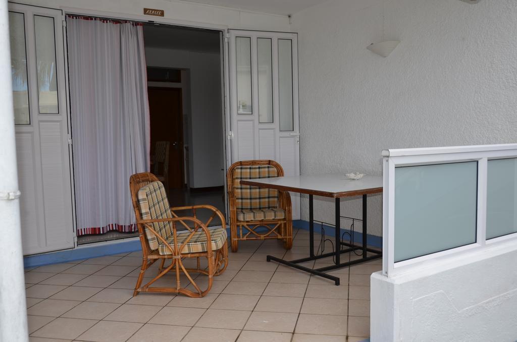 Les Gentilhommieres Guest House Trou aux Biches Exterior foto